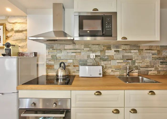 Urban Flat 42 - Luxury Flat