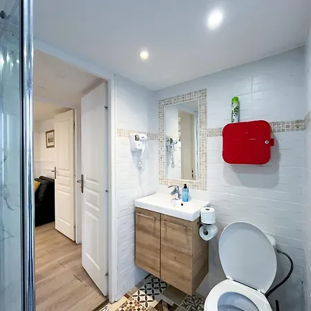 Urban Flat 42 - Luxury Flat דירה פריז